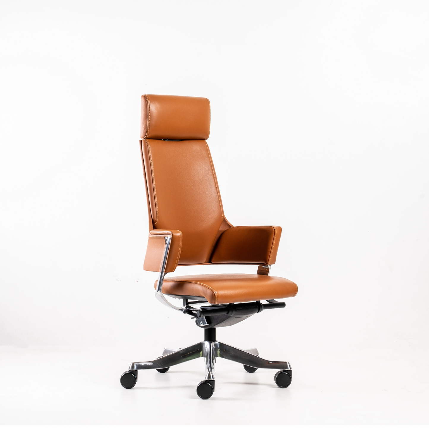 Comfort: The deep cosy wrap-around backrest shape with plush cushioning, cossets you and gives a sense of security and tranquility