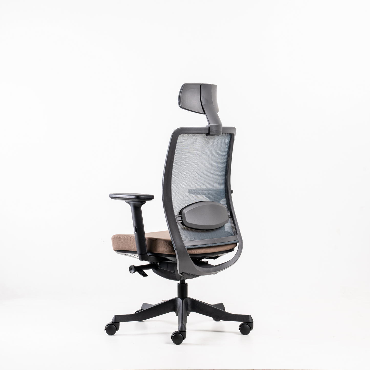 Chair Mechanism: Synchronized mechanism  features 4-position tilt lock, pneumatic  seat height, tilt tension control by side  knob and 2 seat angle positions.